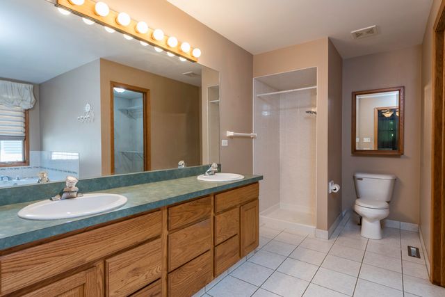 1417 April Lane, Winthrop Harbor, IL 60096
