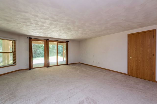 1417 April Lane, Winthrop Harbor, IL 60096