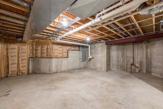 1417 April Lane, Winthrop Harbor, IL 60096