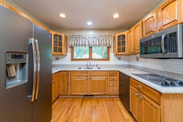 1417 April Lane, Winthrop Harbor, IL 60096