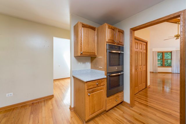 1417 April Lane, Winthrop Harbor, IL 60096