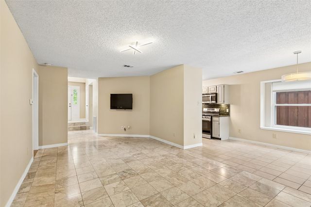 1109 Holly Drive, Carrollton, TX 75010