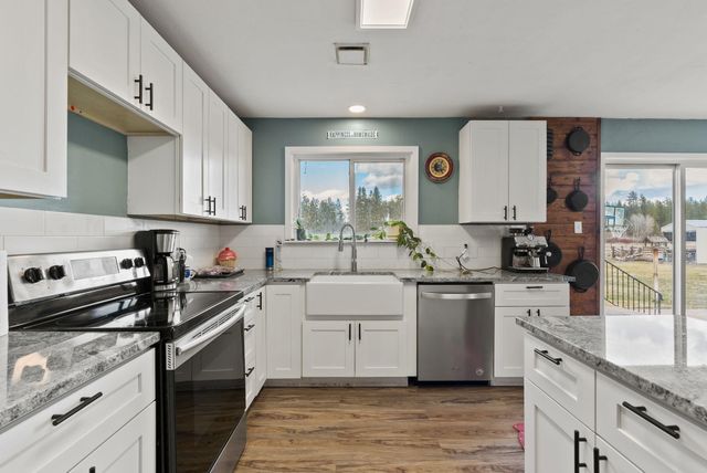 12217 S Gardner Rd, Cheney, WA 99004