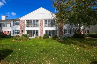 48 Highview Dr 48, Sandwich, MA 02563