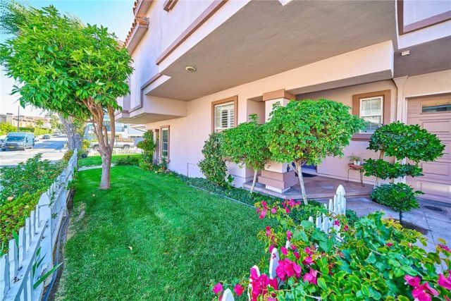 2503 Perkins Lane, Redondo Beach, CA 90278