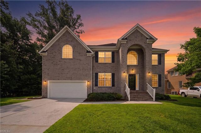 145 Sinclair LN, Chesapeake, VA 23322