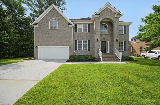 145 Sinclair LN, Chesapeake, VA 23322