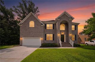 145 Sinclair LN, Chesapeake, VA 23322