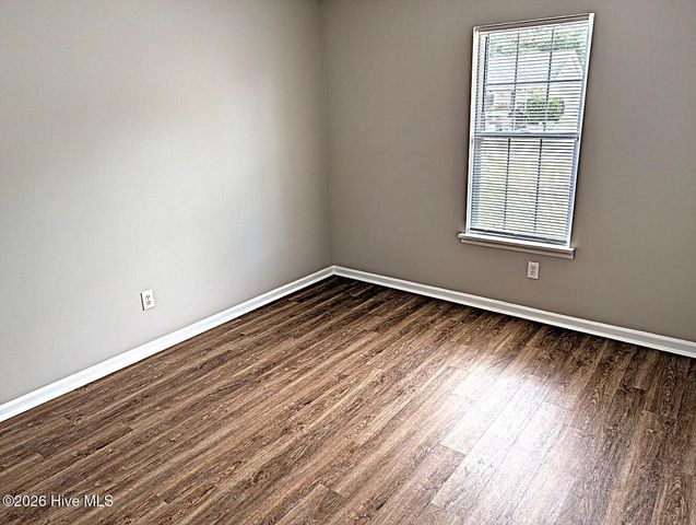 114 Live Oak Court, Midway Park, NC 28544