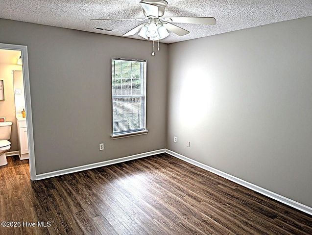 114 Live Oak Court, Midway Park, NC 28544