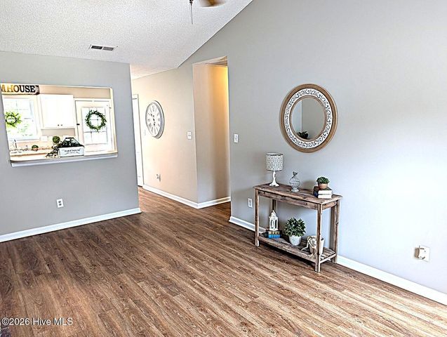 114 Live Oak Court, Midway Park, NC 28544