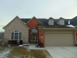 37165 BERKLEIGH Court, Farmington Hills, MI 48331