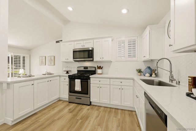 6636 Bisby Lake, San Diego, CA 92119