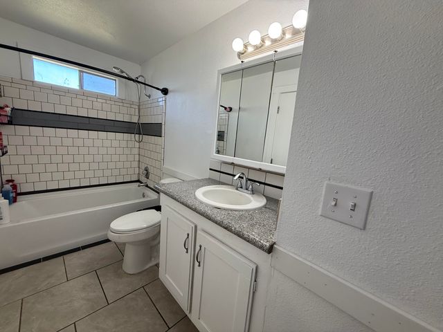 2629 Seneca Avenue, Medford, OR 97501