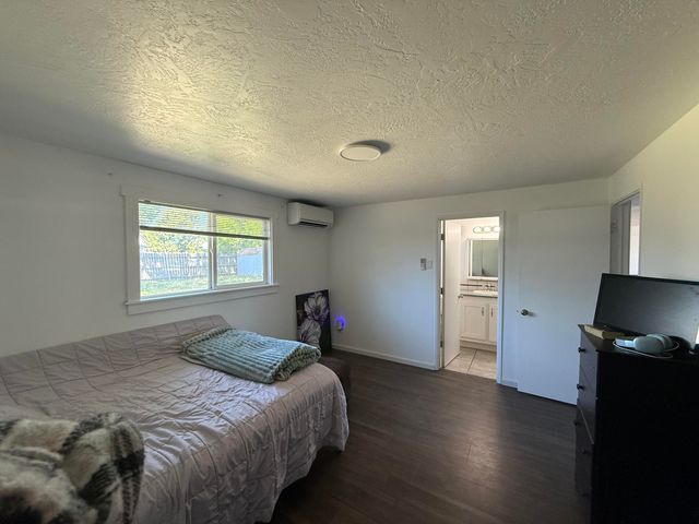 2629 Seneca Avenue, Medford, OR 97501