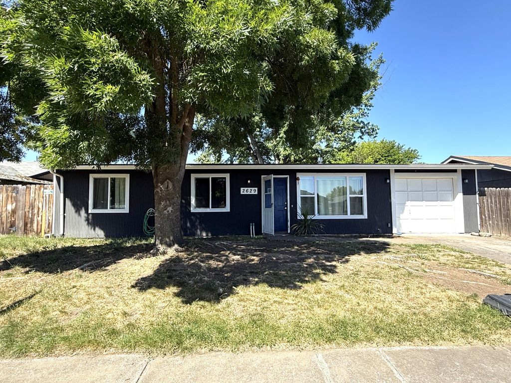 2629 Seneca Avenue, Medford, OR 97501