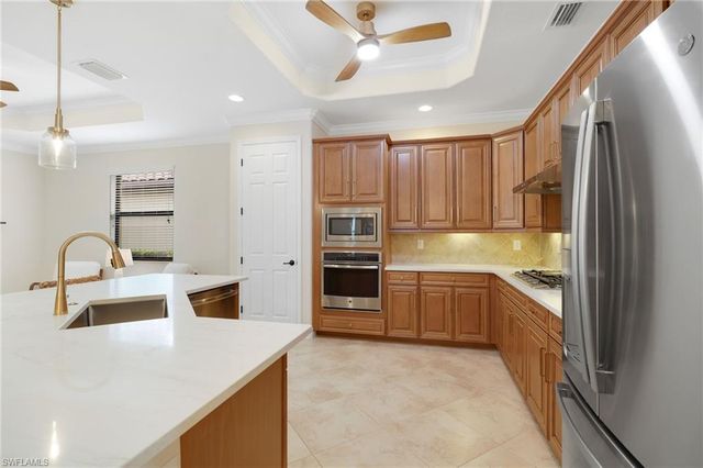 28591 Westmeath CT, Bonita Springs, FL 34135