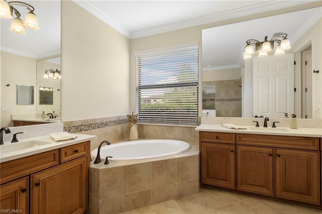 28591 Westmeath CT, Bonita Springs, FL 34135