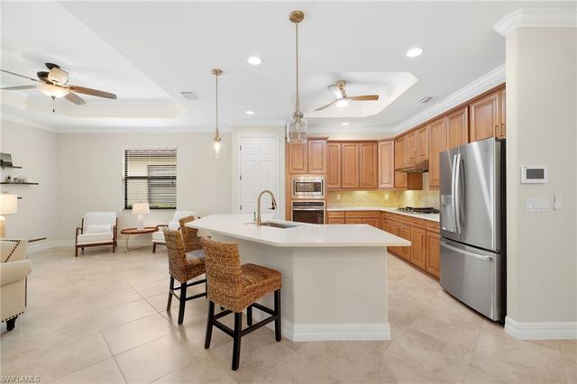 28591 Westmeath CT, Bonita Springs, FL 34135