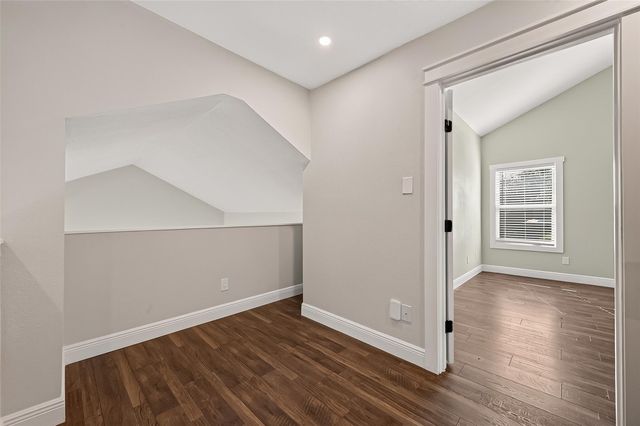 902 Mountain Meadows Drive, Katy, TX 77450