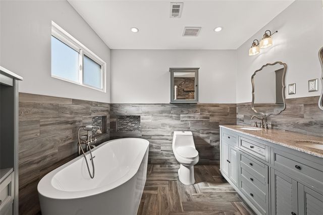 902 Mountain Meadows Drive, Katy, TX 77450