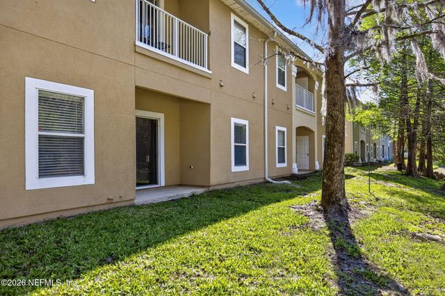 6087 MAGGIES Circle 106, Jacksonville, FL 32244