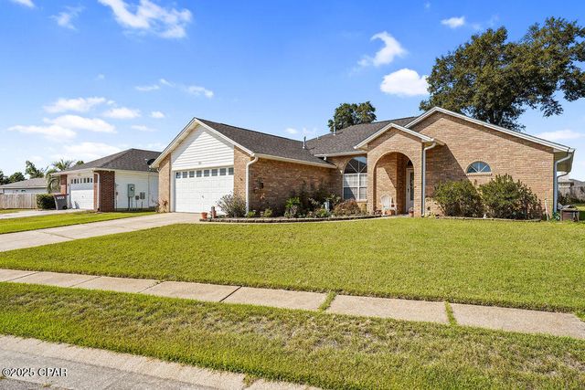 521 J H Crews Circle, Panama City, FL 32404