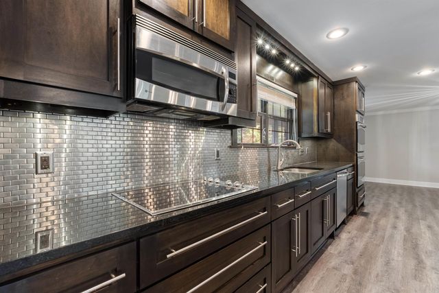 6 Cedar Hill Rd., Conway, AR 72032