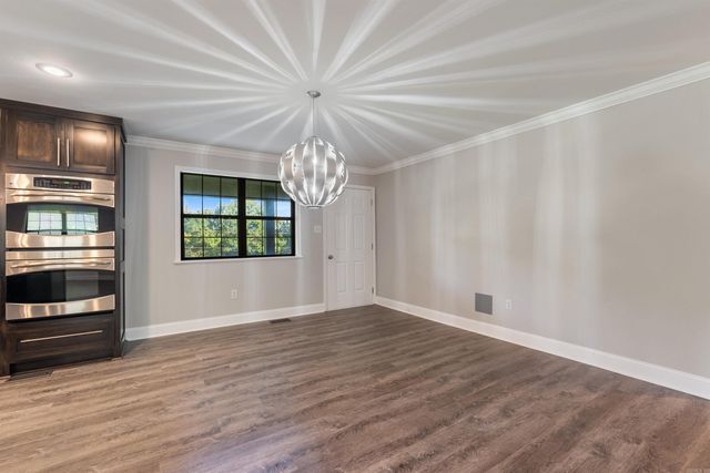 6 Cedar Hill Rd., Conway, AR 72032