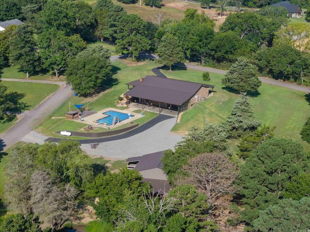 6 Cedar Hill Rd., Conway, AR 72032