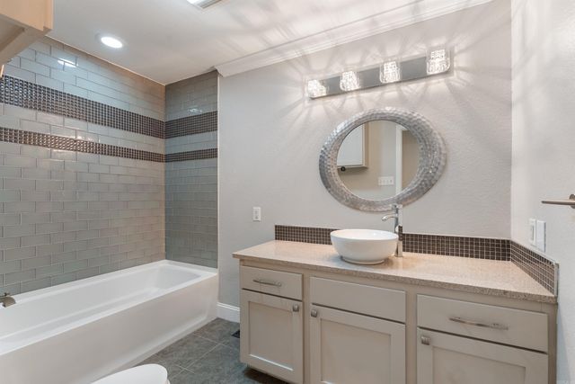 6 Cedar Hill Rd., Conway, AR 72032