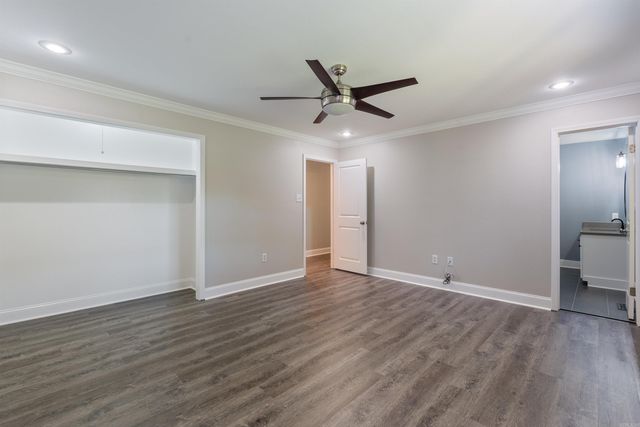 6 Cedar Hill Rd., Conway, AR 72032