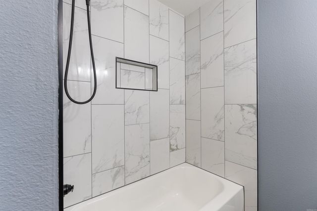 6 Cedar Hill Rd., Conway, AR 72032