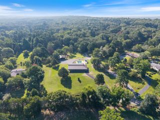 6 Cedar Hill Rd., Conway, AR 72032