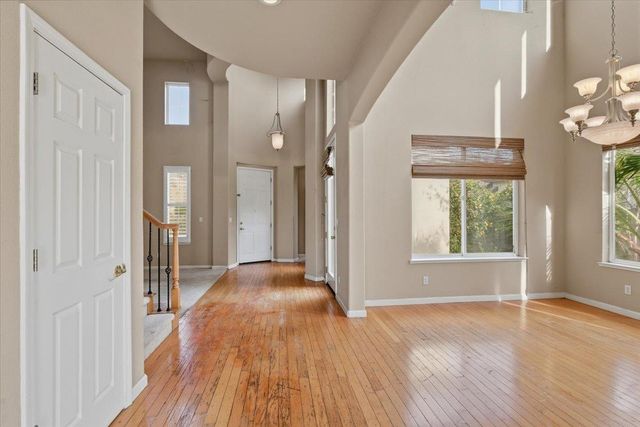 4445 Spyglass Dr, Stockton, CA 95219