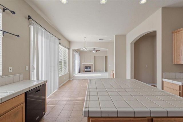 4445 Spyglass Dr, Stockton, CA 95219