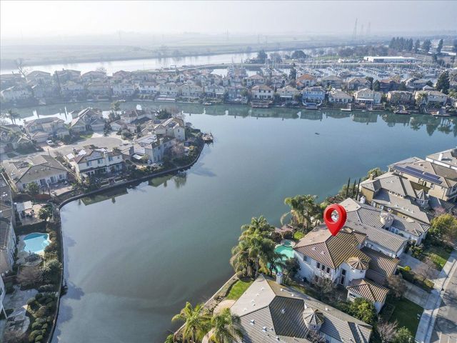 4445 Spyglass Dr, Stockton, CA 95219