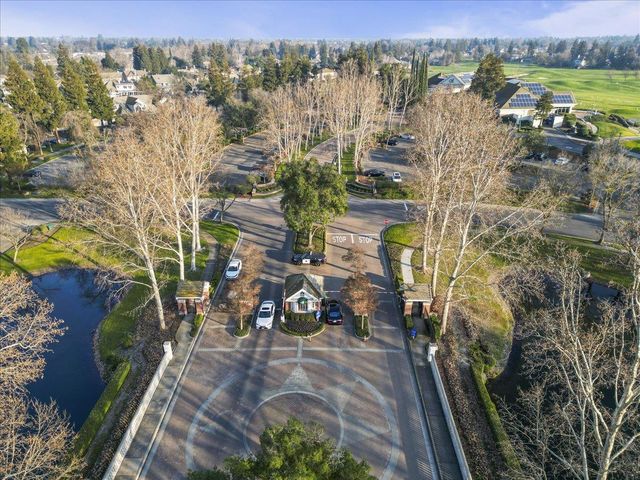 4445 Spyglass Dr, Stockton, CA 95219