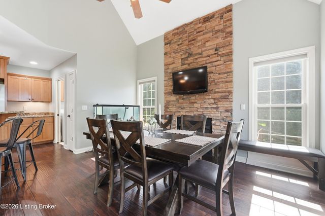 3904 Ballard Woods Dr, Smithfield, KY 40068
