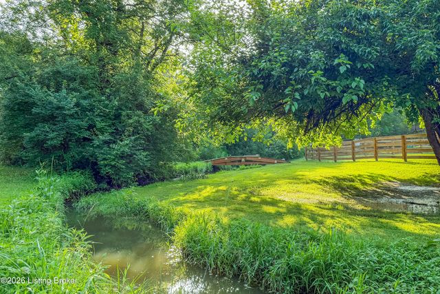 3904 Ballard Woods Dr, Smithfield, KY 40068
