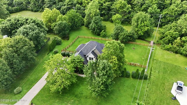 3904 Ballard Woods Dr, Smithfield, KY 40068