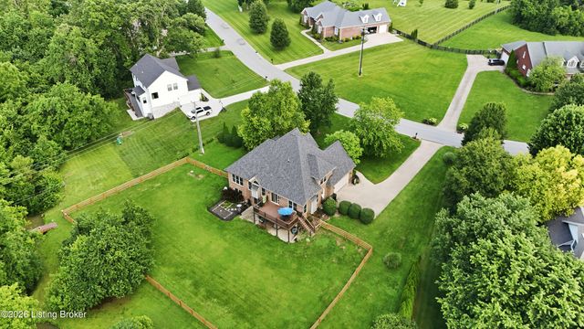 3904 Ballard Woods Dr, Smithfield, KY 40068