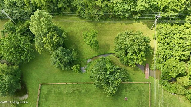 3904 Ballard Woods Dr, Smithfield, KY 40068