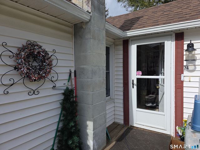24 Black Hill Road, Plainfield, CT 06374