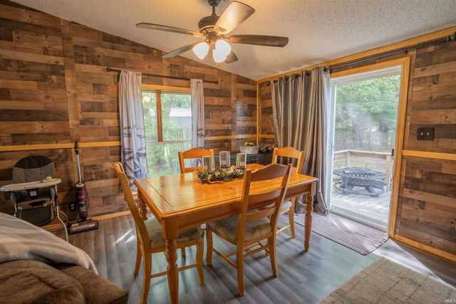 7162 E Washburn Drive, Monticello, IN 47960