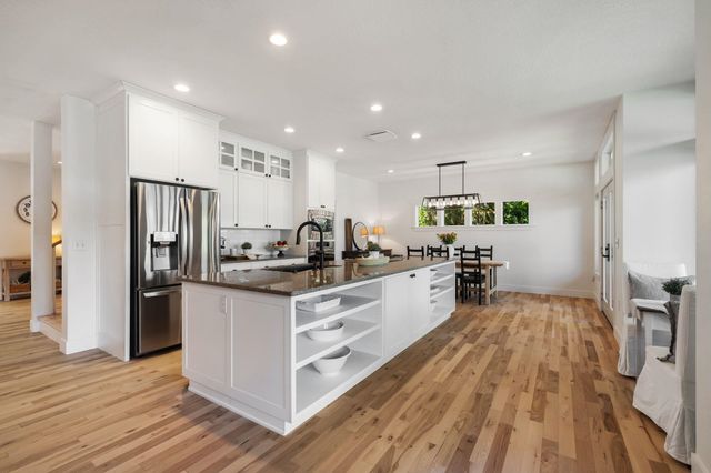 1323 S Lilac Ln, Liberty Lake, WA 99019