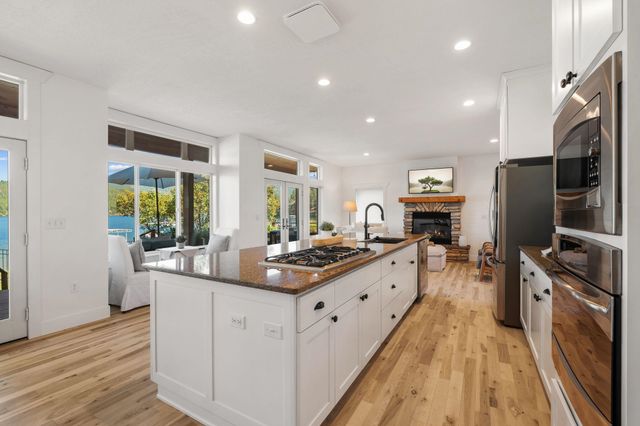 1323 S Lilac Ln, Liberty Lake, WA 99019