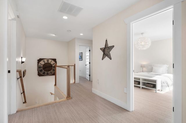 1323 S Lilac Ln, Liberty Lake, WA 99019