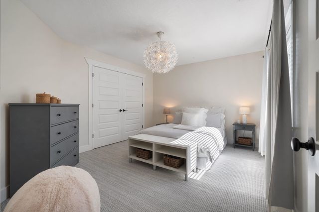 1323 S Lilac Ln, Liberty Lake, WA 99019