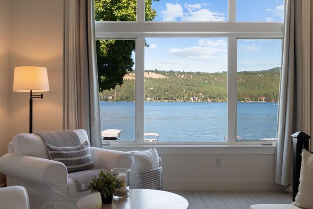 1323 S Lilac Ln, Liberty Lake, WA 99019